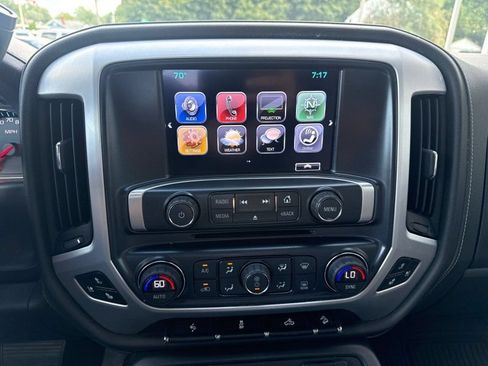Used 2017 GMC Sierra 1500 SLT w/ SLT Premium Package AWD/4WD image 25