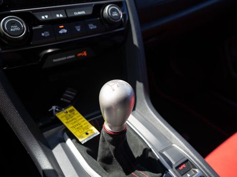 Used 2021 Honda Civic Type R image 27