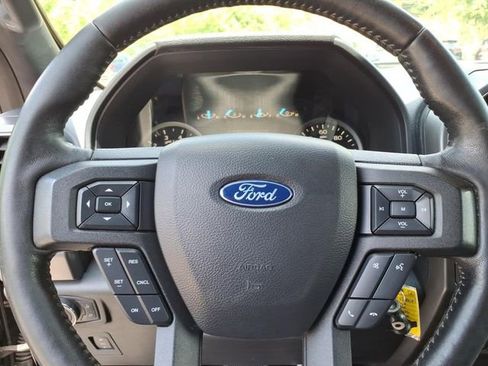 Used 2018 Ford F150 XLT w/ Equipment Group 302A Luxury AWD/4WD image 22