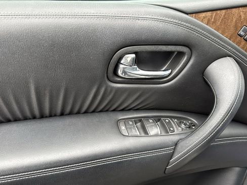 Used 2015 INFINITI QX80 Base w/ Theater Package image 11