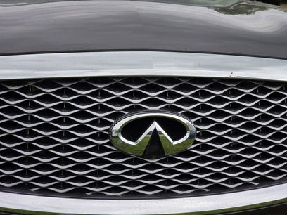 Used 2024 INFINITI QX80 Luxe