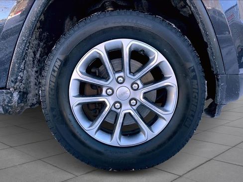 Used 2016 Jeep Grand Cherokee Limited image 11