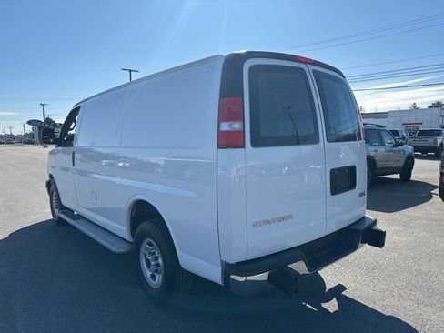 Used 2024 GMC Savana 2500 w/ Driver Convenience Package RWD image 5