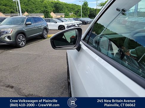 New 2026 Volkswagen Tiguan SE AWD/4WD image 26