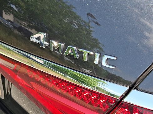 Used 2023 Mercedes-Benz S 500 4MATIC image 33