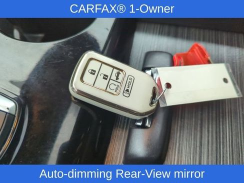 Used 2018 Honda Pilot Touring image 35