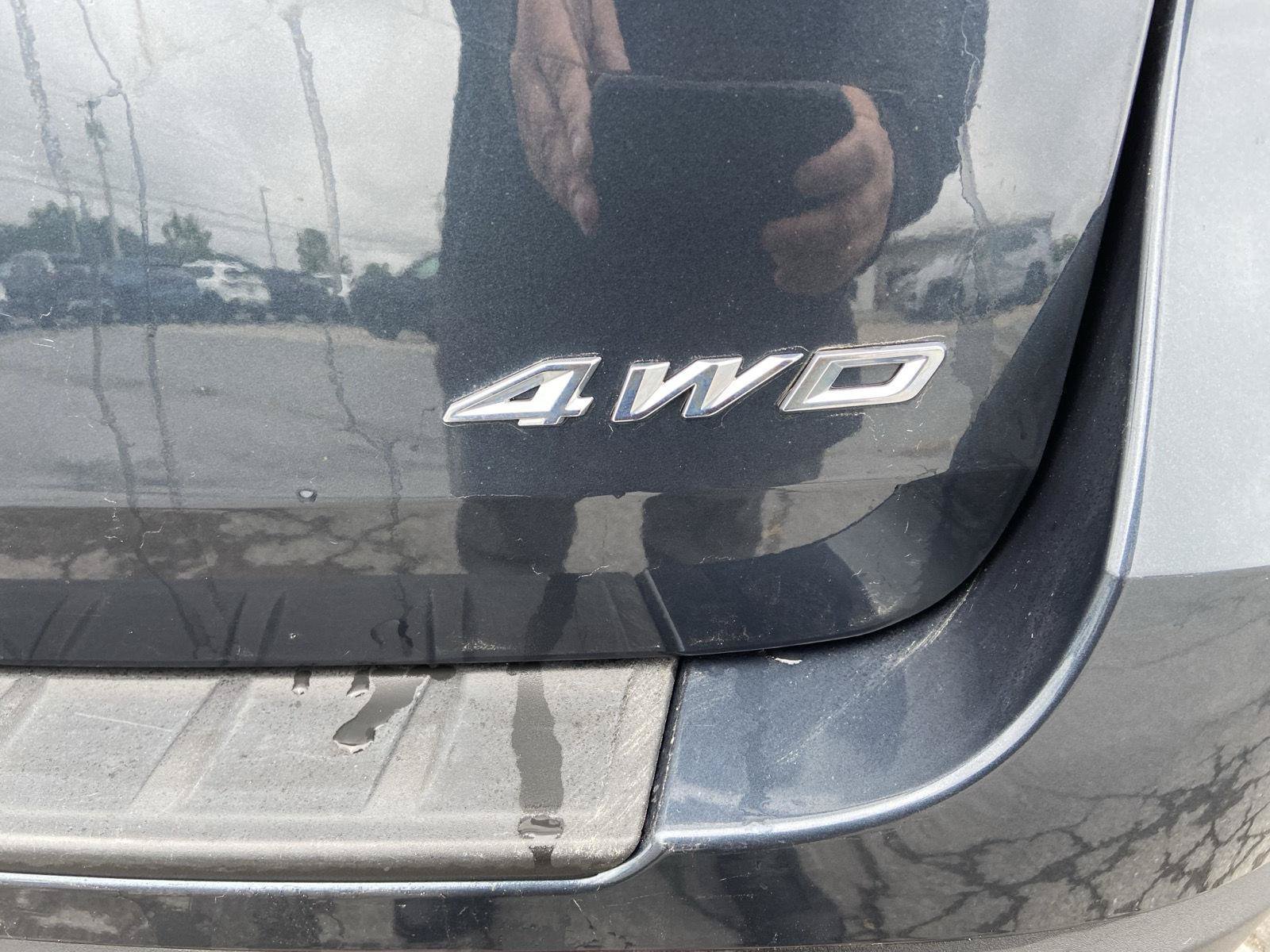 Used 2023 Ford Explorer XLT AWD/4WD image 14