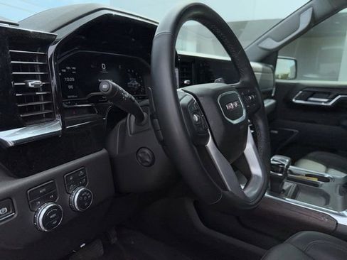 Used 2025 GMC Sierra 1500 SLT w/ SLT Premium Package AWD/4WD image 24