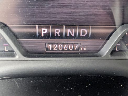 Used 2021 RAM 1500 Big Horn image 9