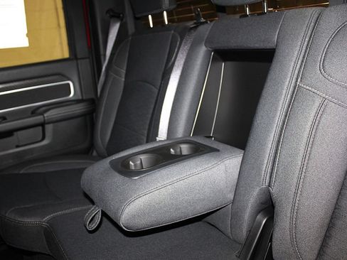 New 2026 RAM 2500 Big Horn AWD/4WD image 30