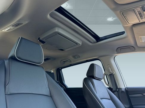 New 2026 Honda Odyssey Touring image 14