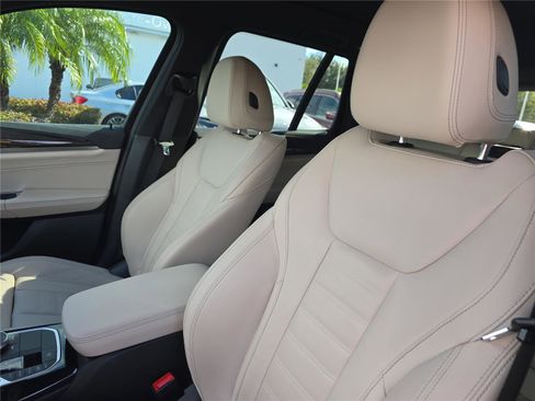 Used 2023 BMW X3 M40i image 17
