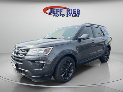 Used 2019 Ford Explorer XLT w/ Equipment Group 202A FWD image 1