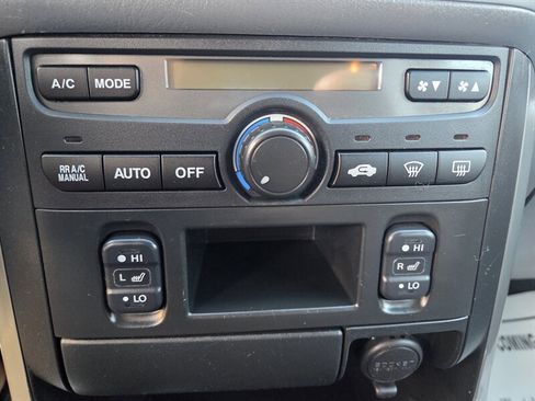 Used 2004 Honda Pilot EX image 19