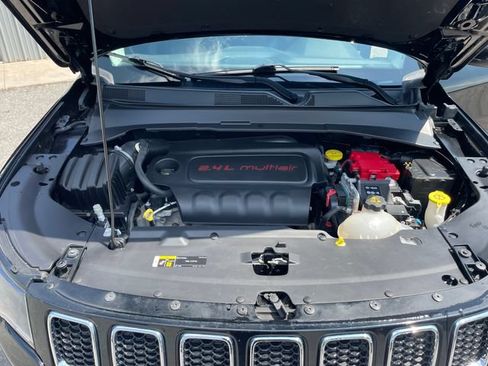 Used 2021 Jeep Compass Latitude AWD/4WD image 27