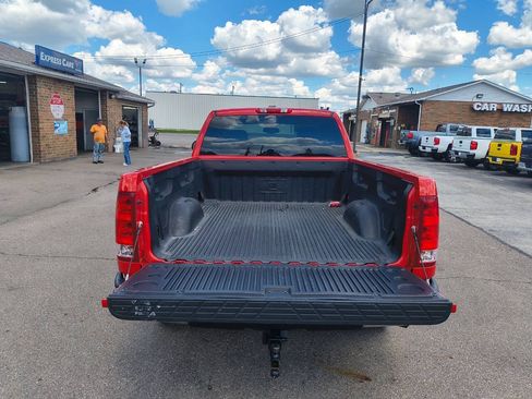 Used 2011 GMC Sierra 1500 SLE w/ Power Tech Package AWD/4WD image 7