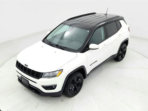 Used 2021 Jeep Compass Latitude AWD/4WD image 13