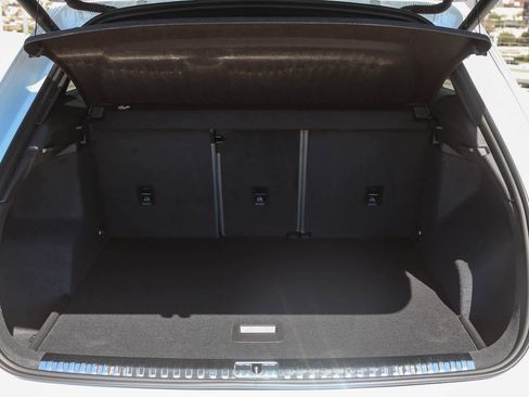 New 2025 Audi Q3 2.0T Premium image 44