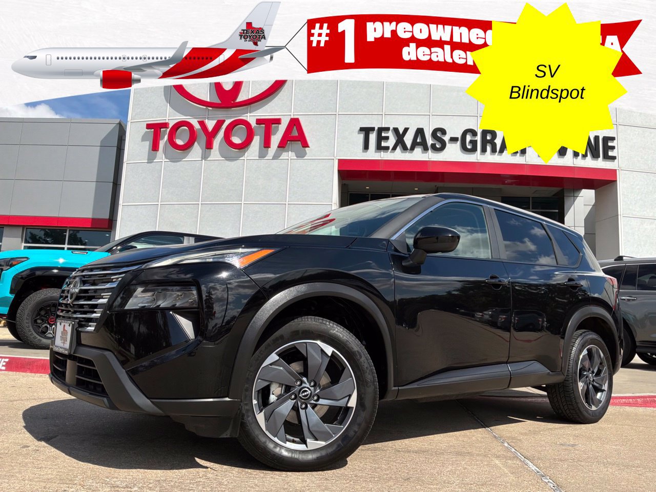 Used 2025 Nissan Rogue SV FWD image 1
