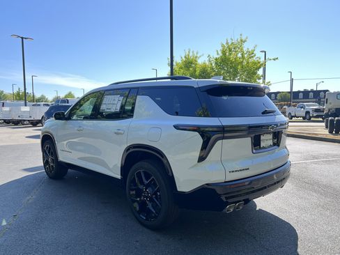 New 2026 Chevrolet Traverse RS FWD image 7