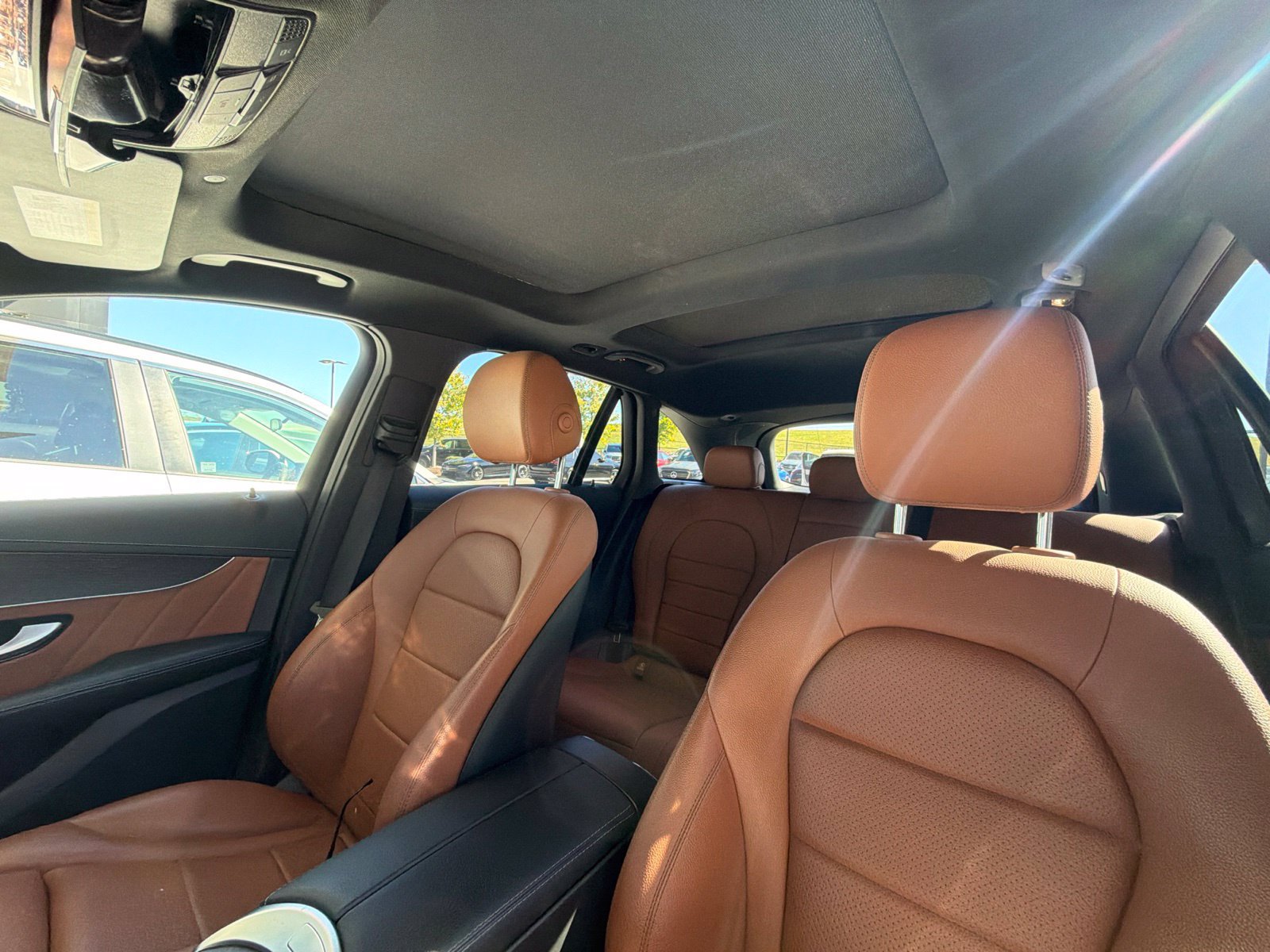 Used 2020 Mercedes-Benz GLC 300 4MATIC image 10