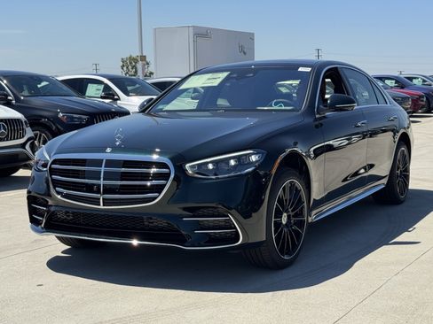 New 2026 Mercedes-Benz S 580e 4MATIC Sedan image 6