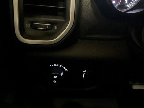 Used 2020 RAM 1500 Big Horn w/ Trailer Tow Group image 24