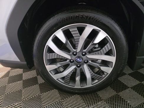 Used 2025 Subaru Forester Touring image 10