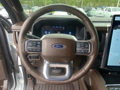 Certified 2024 Ford Expedition King Ranch RWD image 13