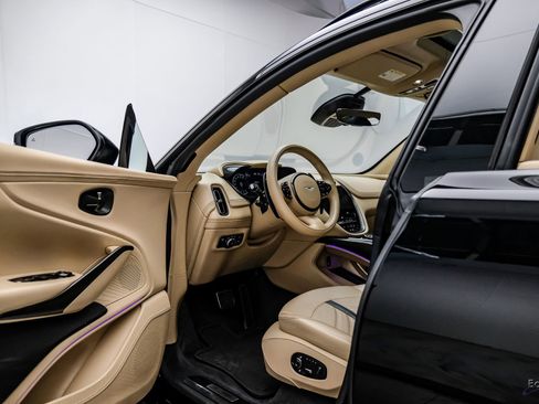 Used 2023 Aston Martin DBX 707 AWD/4WD image 33