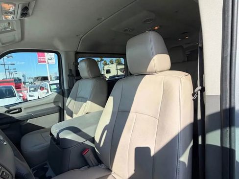 Used 2017 Nissan NV 3500 SL image 10