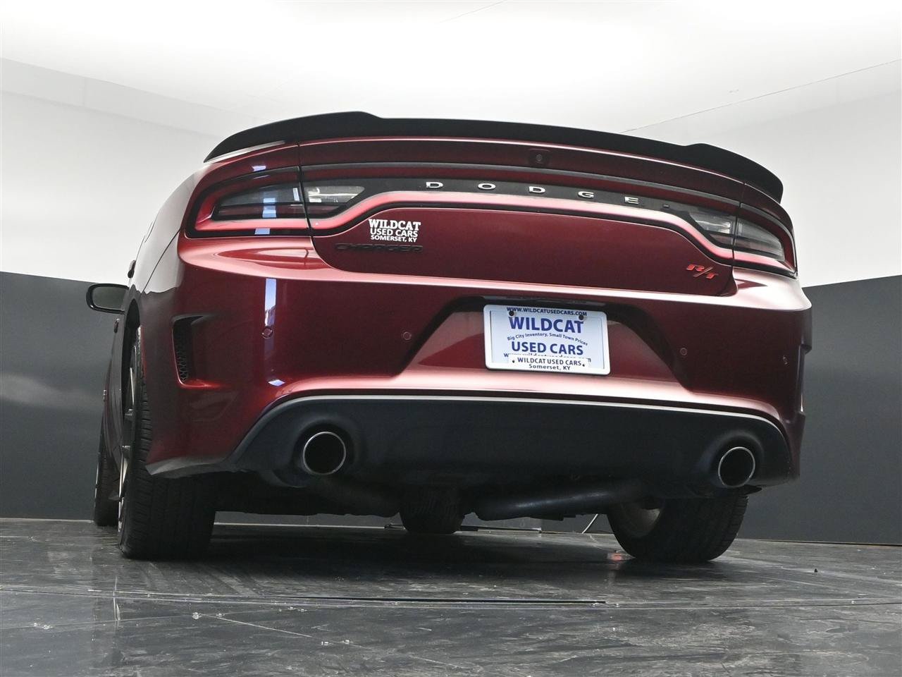 Used 2017 Dodge Charger R/T Scat Pack w/ Technology Group RWD image 35