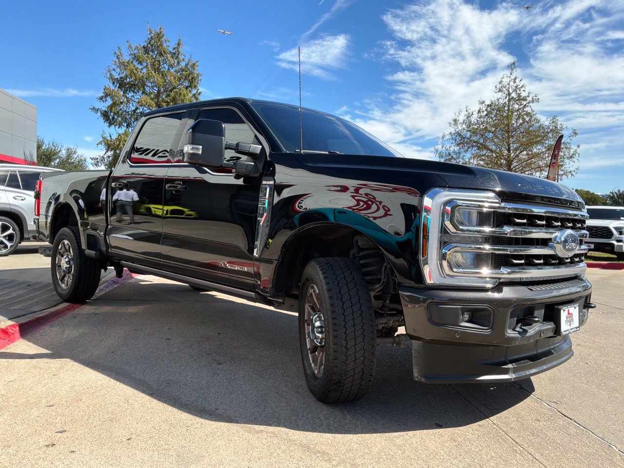 Used 2024 Ford F250 King Ranch w/ FX4 Off-Road Package AWD/4WD image 4