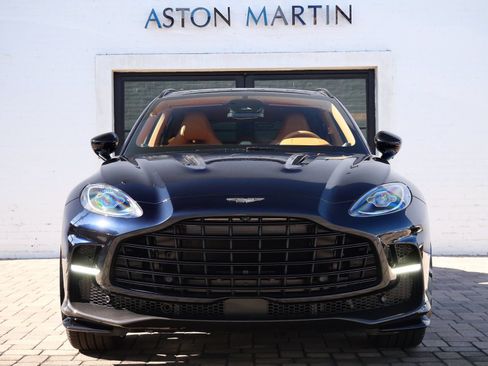 Used 2026 Aston Martin DBX 707 AWD/4WD image 7
