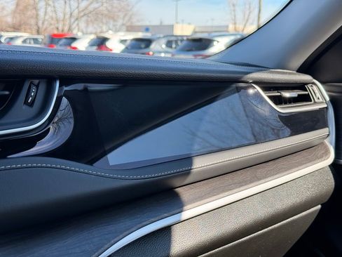 Used 2023 Jeep Grand Cherokee 4WD 4xe image 22