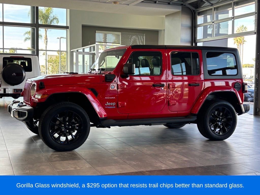 Used 2022 Jeep Wrangler Unlimited Sahara AWD/4WD image 9