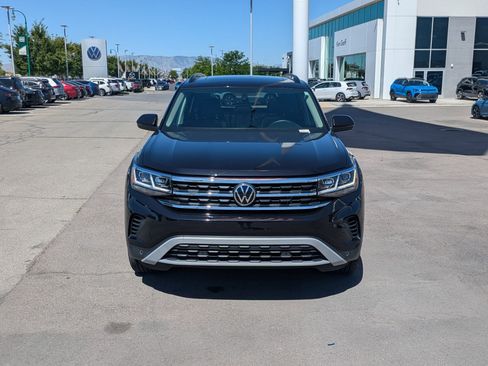 Used 2022 Volkswagen Atlas SE w/ Panoramic Sunroof Package FWD image 12