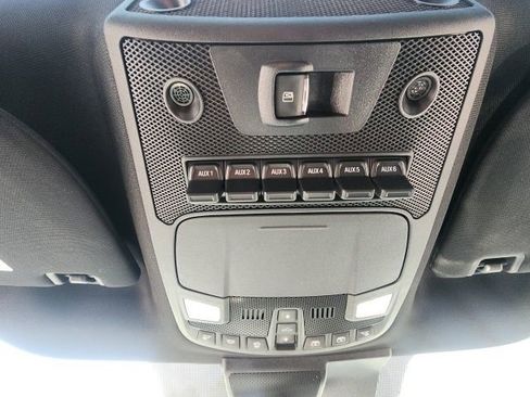 Used 2022 Ford F250 Lariat w/ Lariat Ultimate Package AWD/4WD image 33