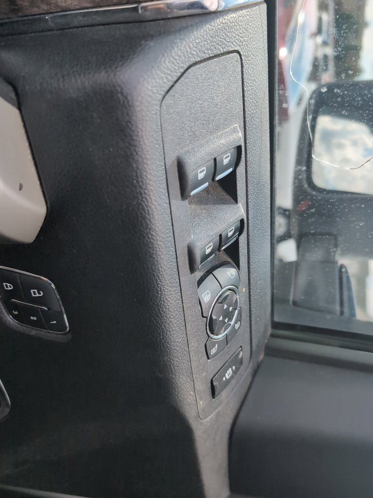 Used 2019 Ford F350 Lariat w/ Lariat Ultimate Package AWD/4WD image 20