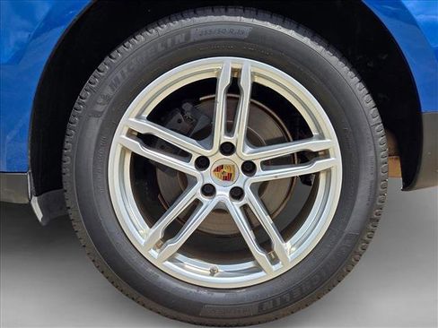 Used 2017 Porsche Macan image 14