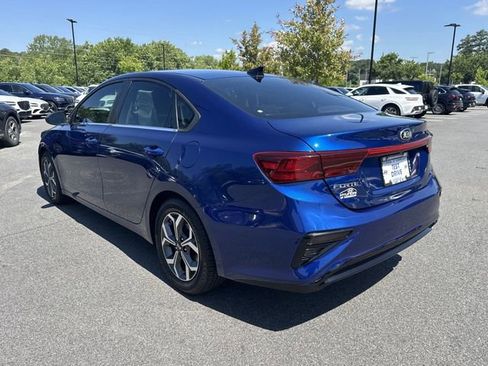 Used 2020 Kia Forte LXS FWD image 5