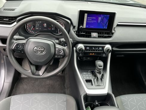 Certified 2025 Toyota RAV4 XLE AWD/4WD image 11