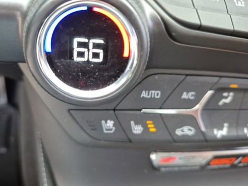 Used 2016 Chevrolet Corvette Z06 w/ 3LZ Preferred Equipment Group image 20