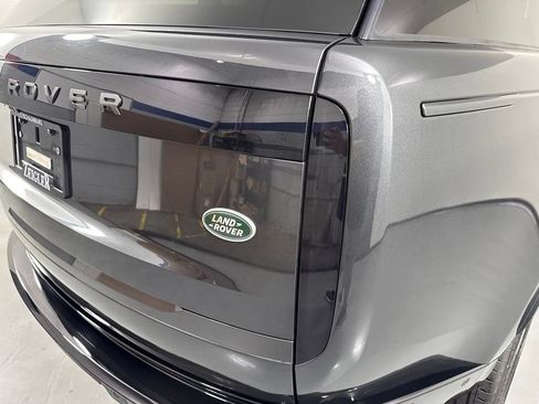 Certified 2023 Land Rover Range Rover SE AWD/4WD image 7