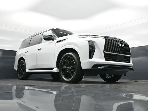 New 2026 INFINITI QX80 4WD image 47
