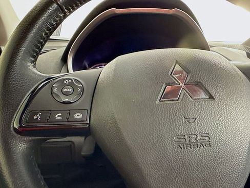 Used 2022 Mitsubishi Eclipse Cross SE image 27