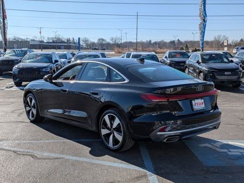 Used 2025 Audi A5 2.0T Premium w/ Convenience Package image 5