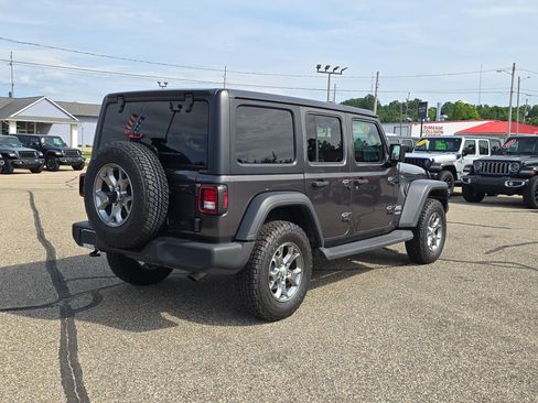 Used 2020 Jeep Wrangler Unlimited Sport AWD/4WD image 4
