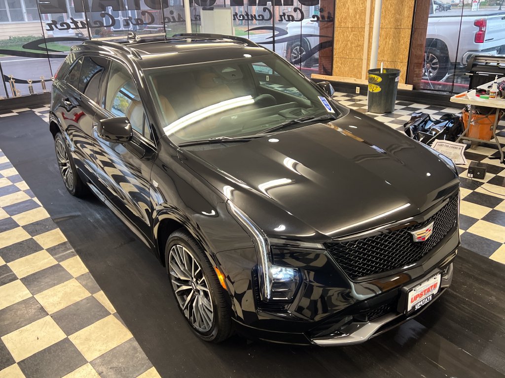 Used 2024 Cadillac XT4 Sport AWD/4WD image 15