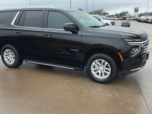 Certified 2025 Chevrolet Tahoe LT image 3